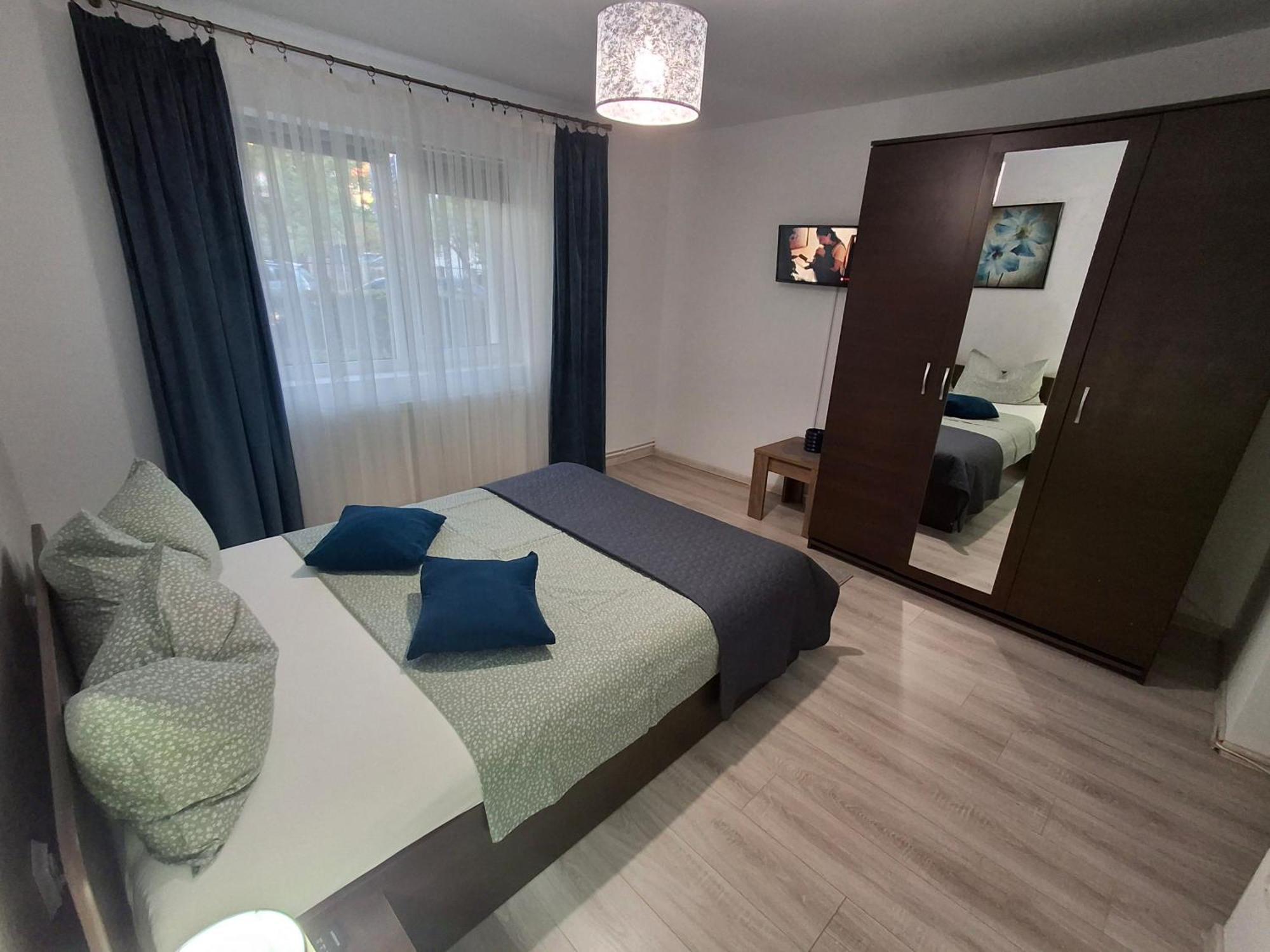 Apartament Claudia Deva Exteriör bild