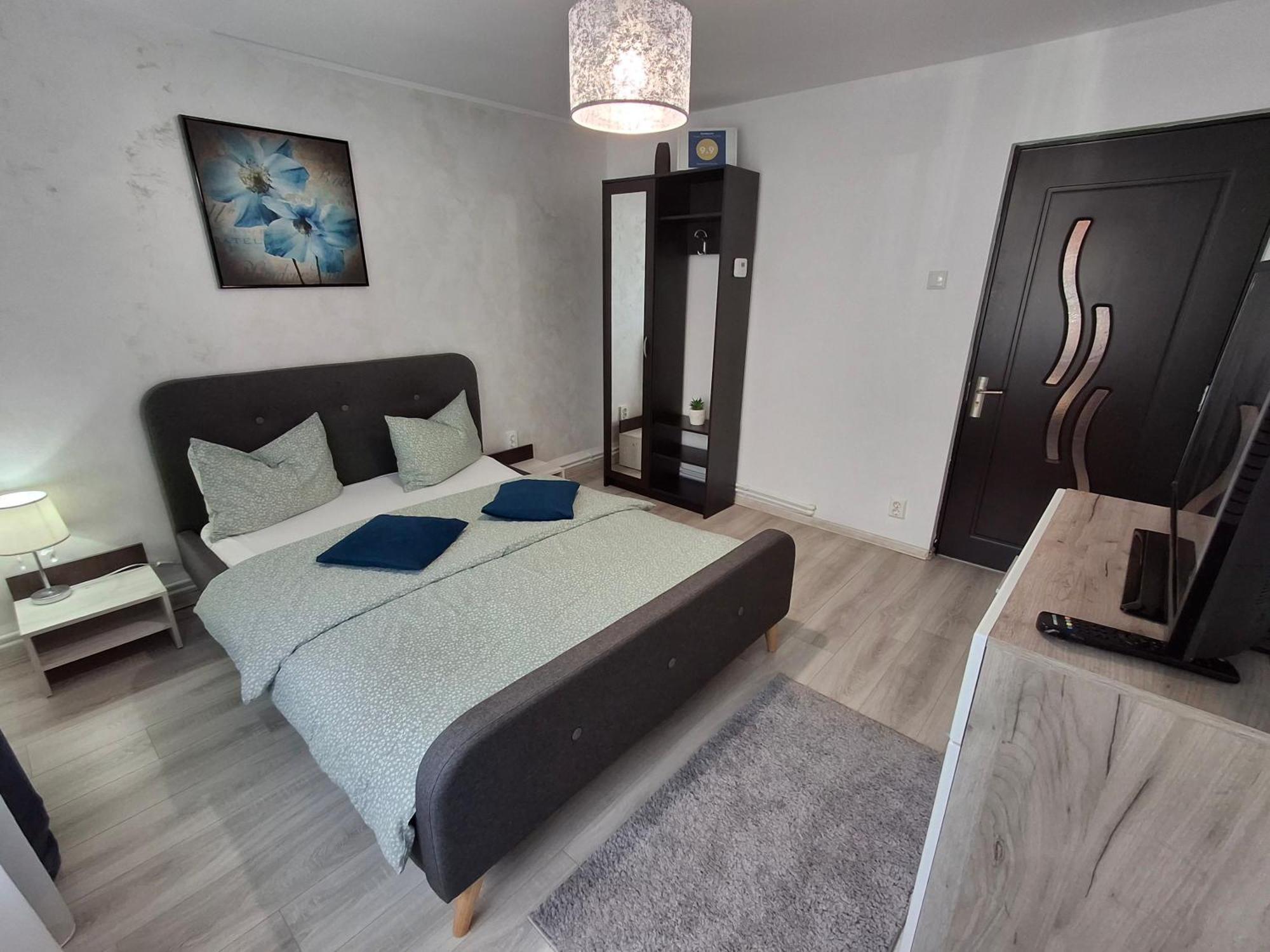 Apartament Claudia Deva Exteriör bild