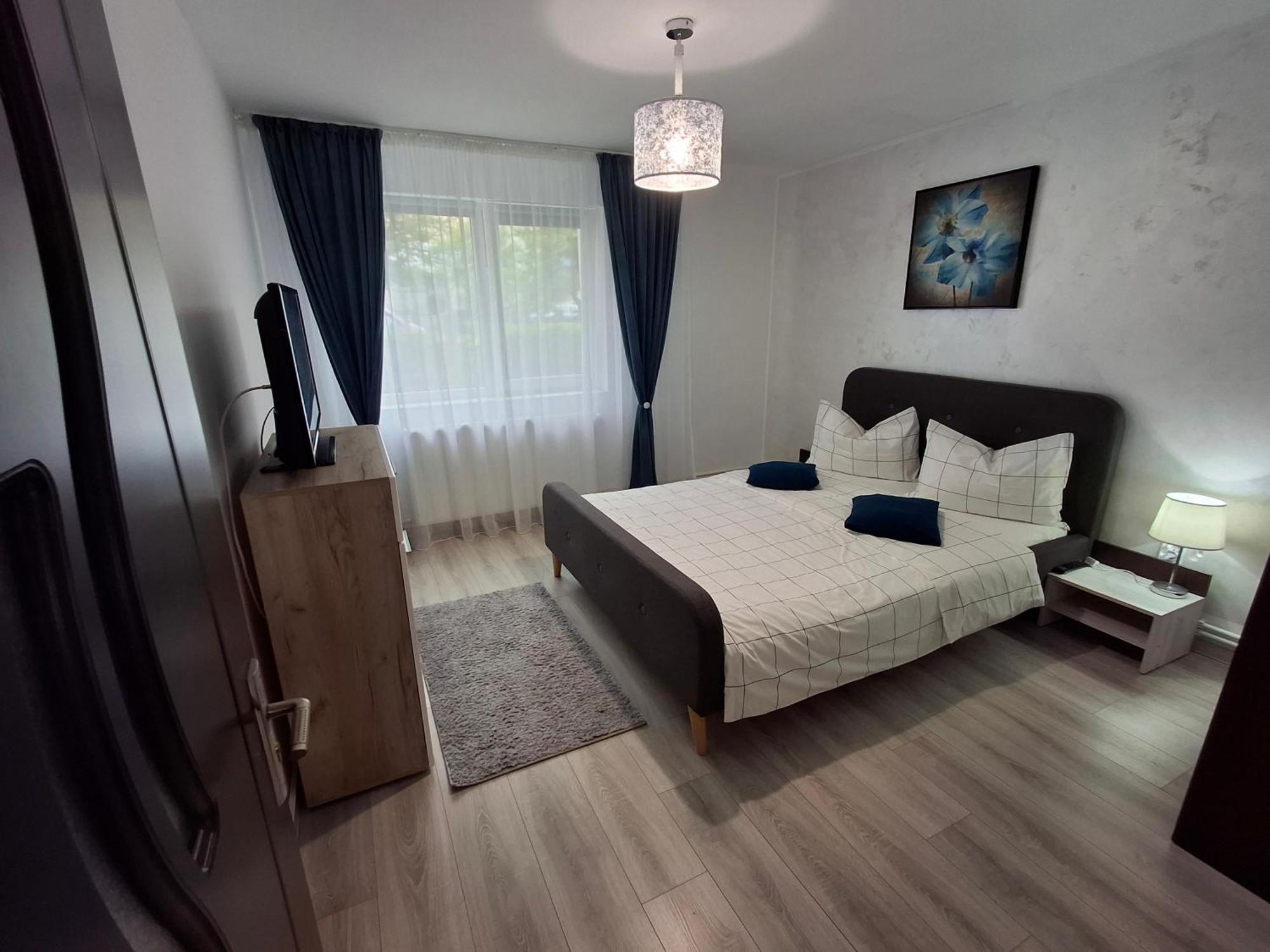 Apartament Claudia Deva Exteriör bild