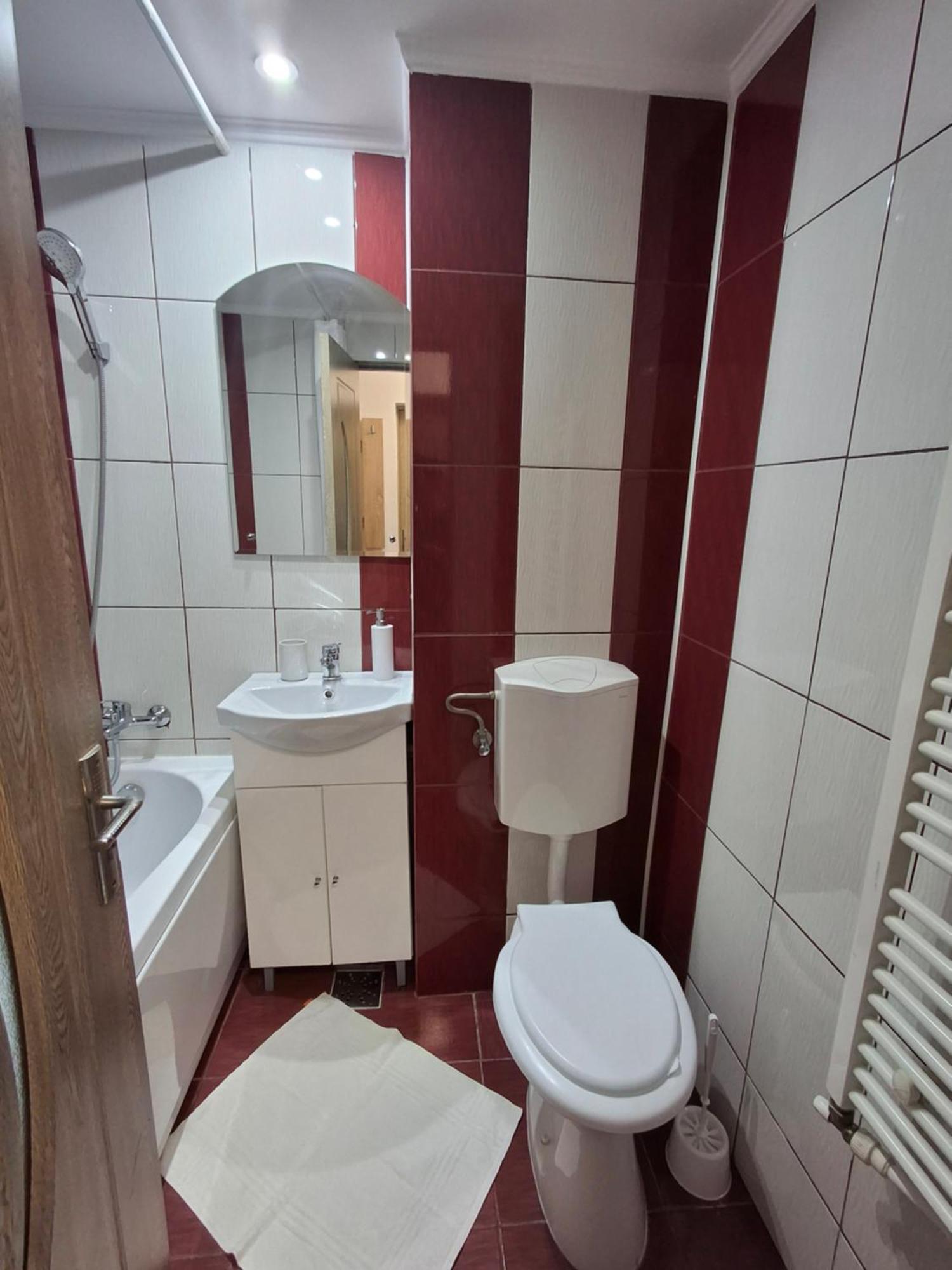 Apartament Claudia Deva Exteriör bild