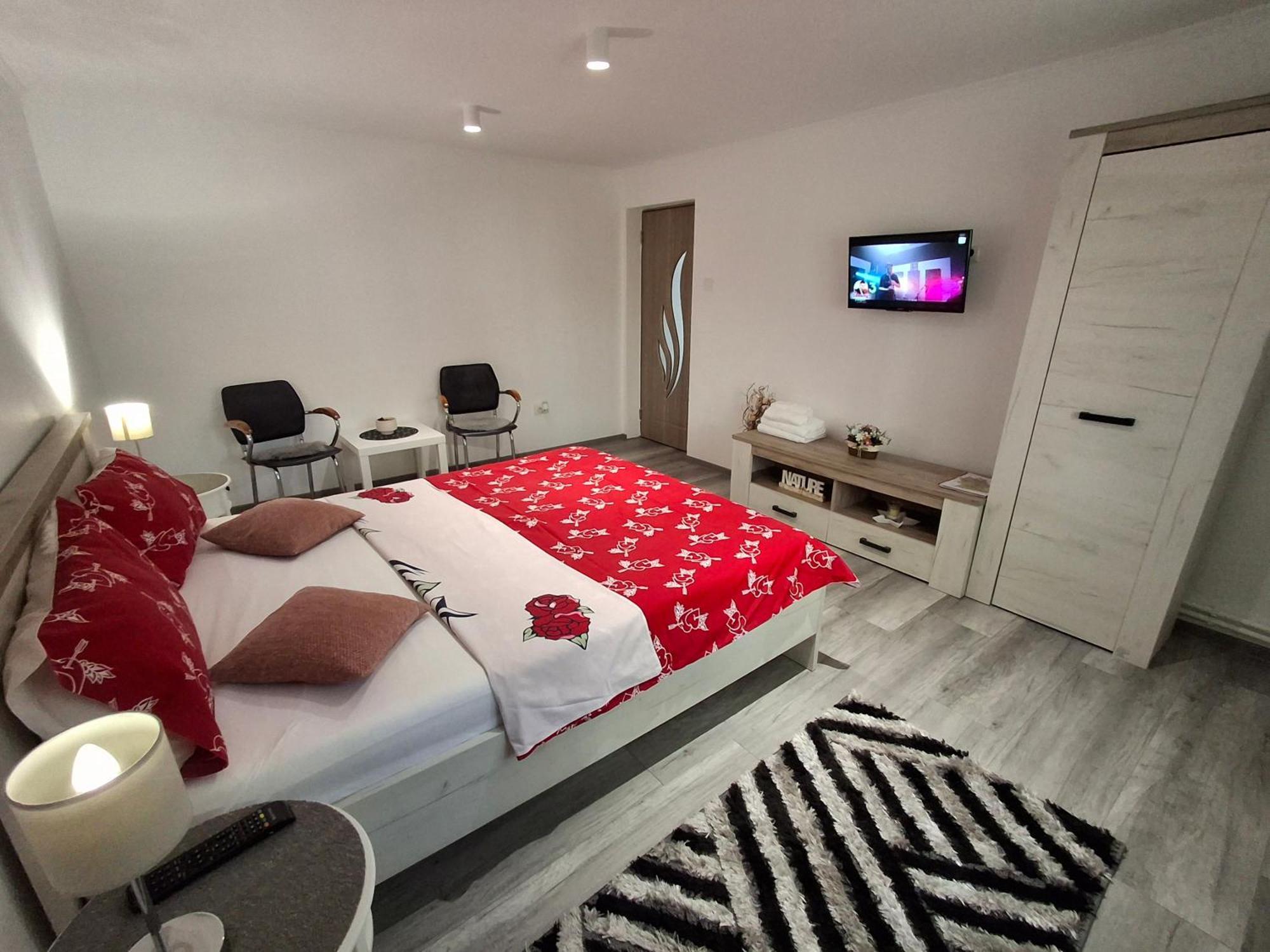 Apartament Claudia Deva Exteriör bild